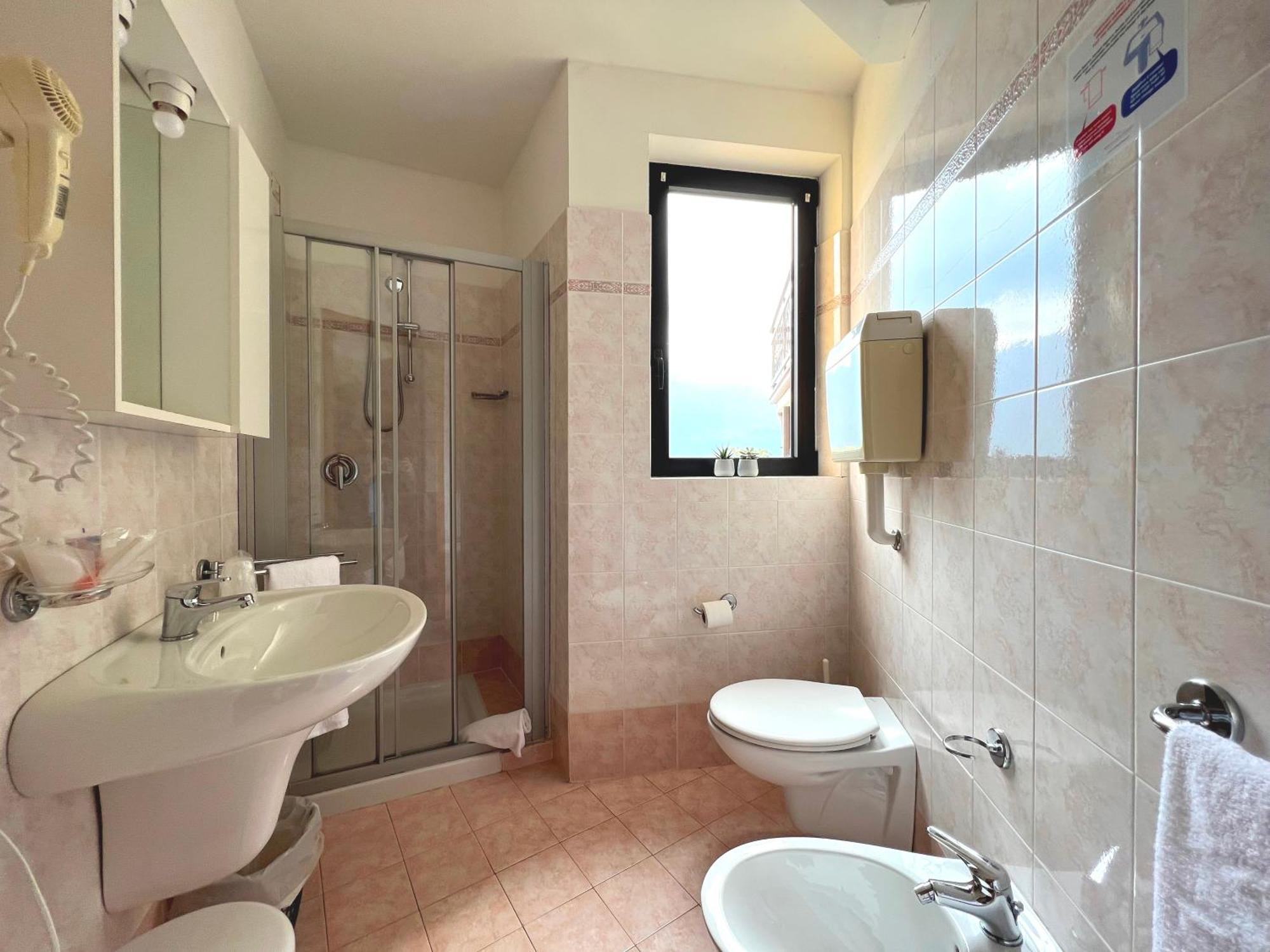 Village Bazzanega - Montagnoli Group Tremosine Номер фото